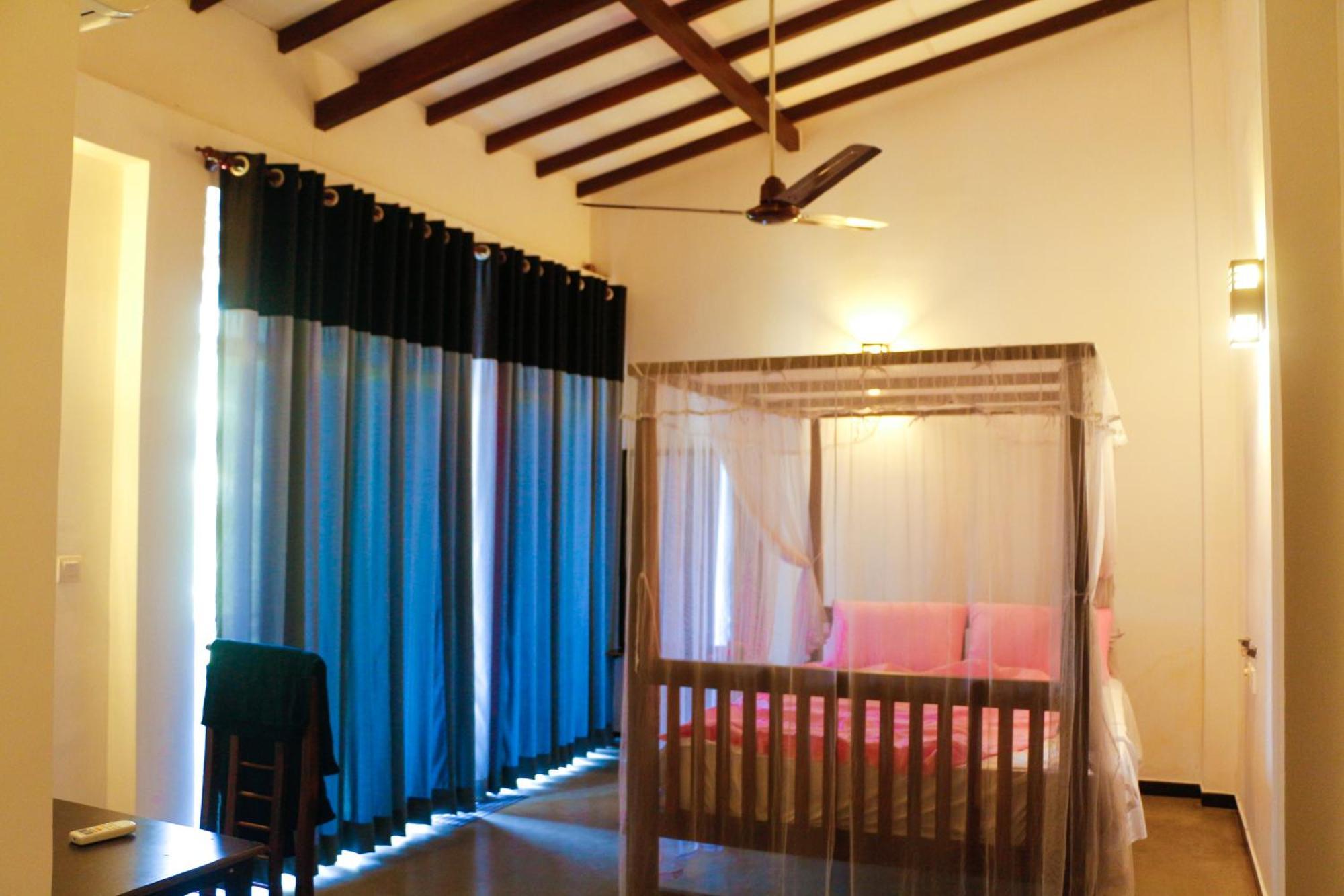 Unawatuna Guest Exterior photo